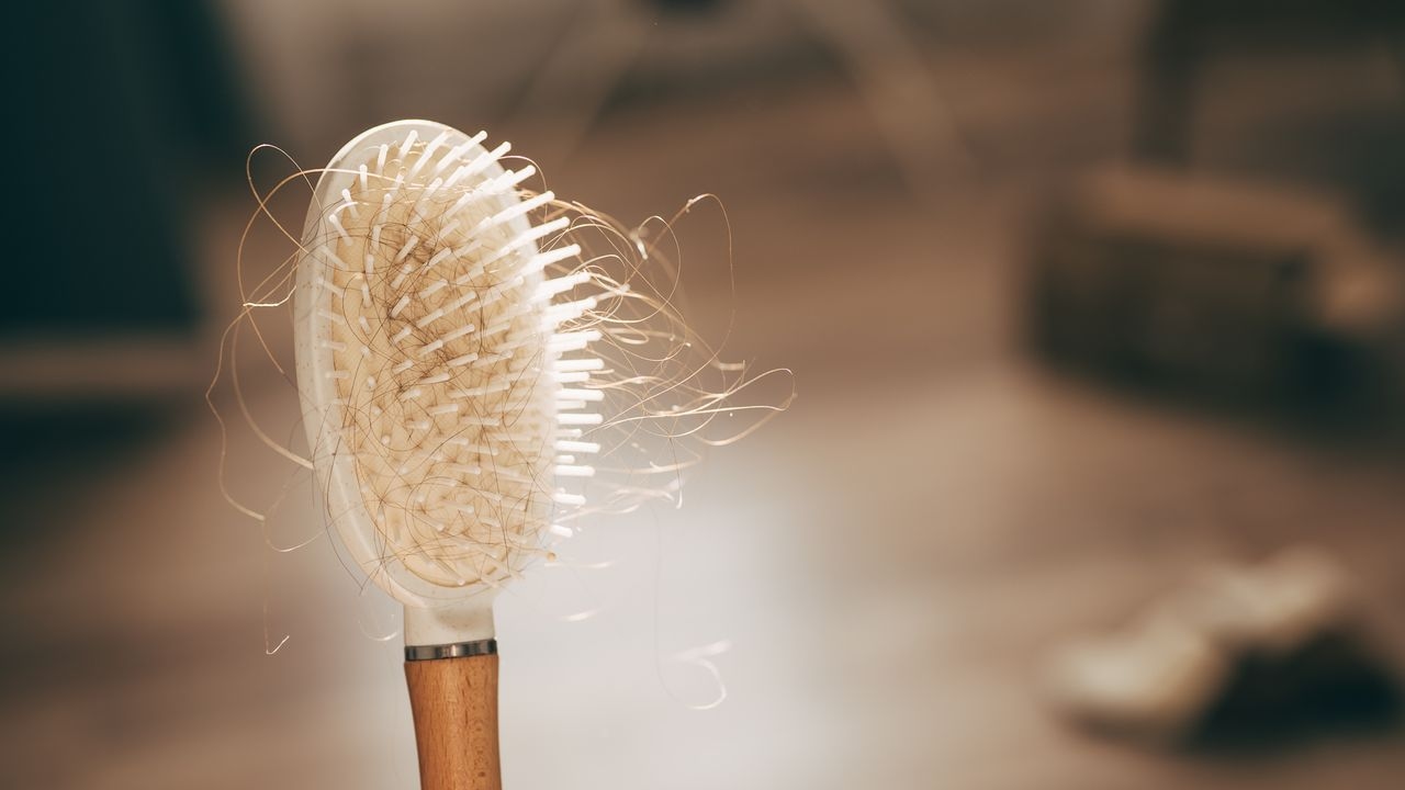 Perdita di capelli e atrofia muscolare: perché "Ozempic Face" non è l'unico effetto collaterale degli integratori di GLP-1