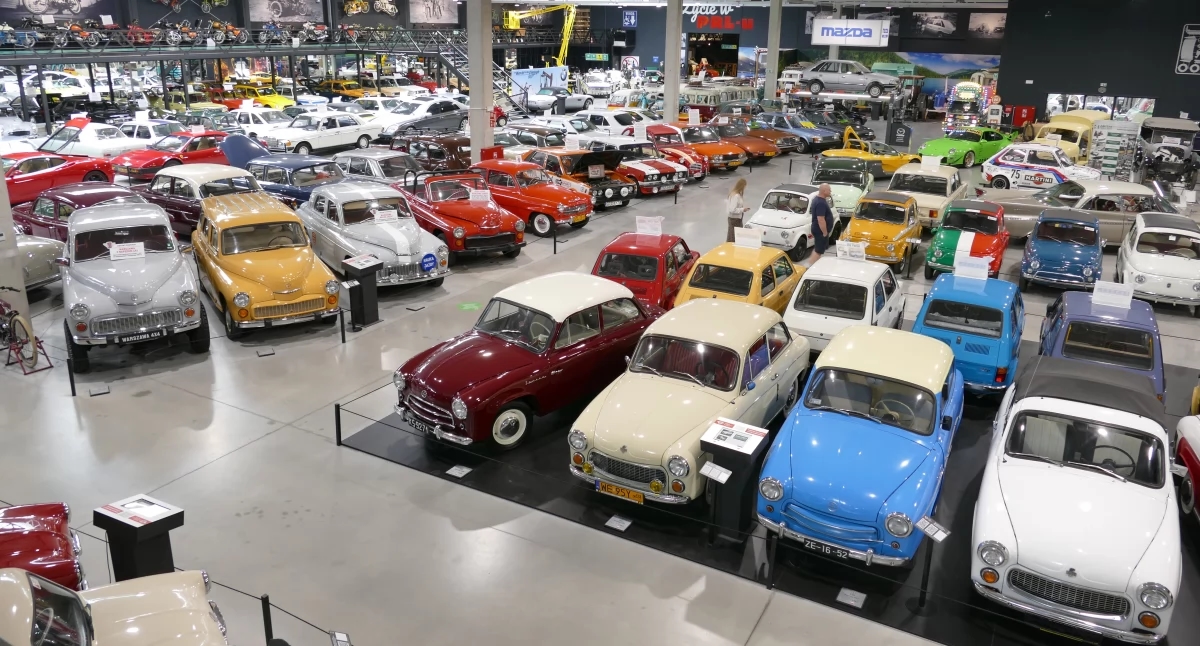 Un voyage automobile à travers le temps. Ce musée ravit les passionnés d'automobile, mais pas seulement.