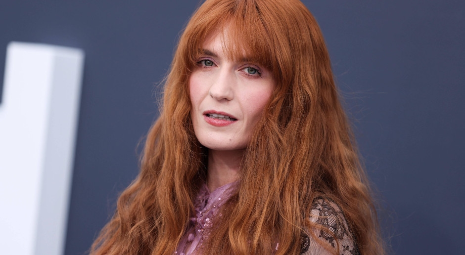 Florence Welch tem um problema com sua nova propriedade. Pode conter um segredo arqueológico.