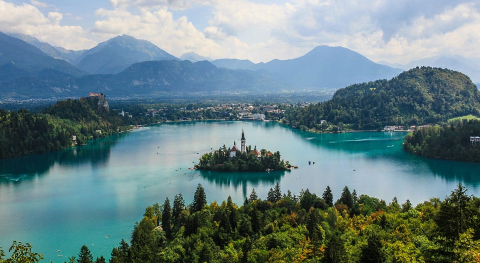 Coleccionistas y filántropos eslovenos abren un nuevo museo al pie del pintoresco castillo de Bled
