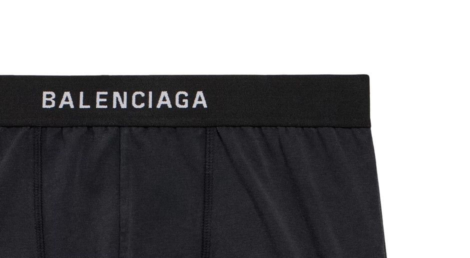 "Balenka" shocks again with a project. She used... cut-up boxers
