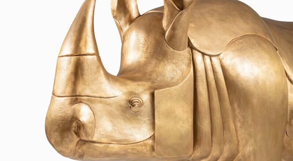 Sculpture or extravagant piece of furniture? 2.5-meter rhino sold for the price of a luxury villa