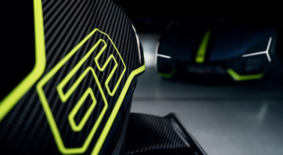 En Abartılı Renk Geri Döndü: Ducati ve Lamborghini "Made In Italy"ye Saygı Gösteriyor