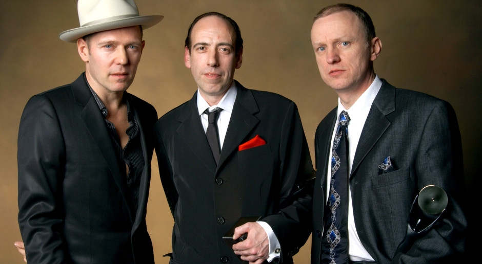 L'ancien batteur de The Clash a abandonné la musique pour… la médecine. Il révèle pourquoi.