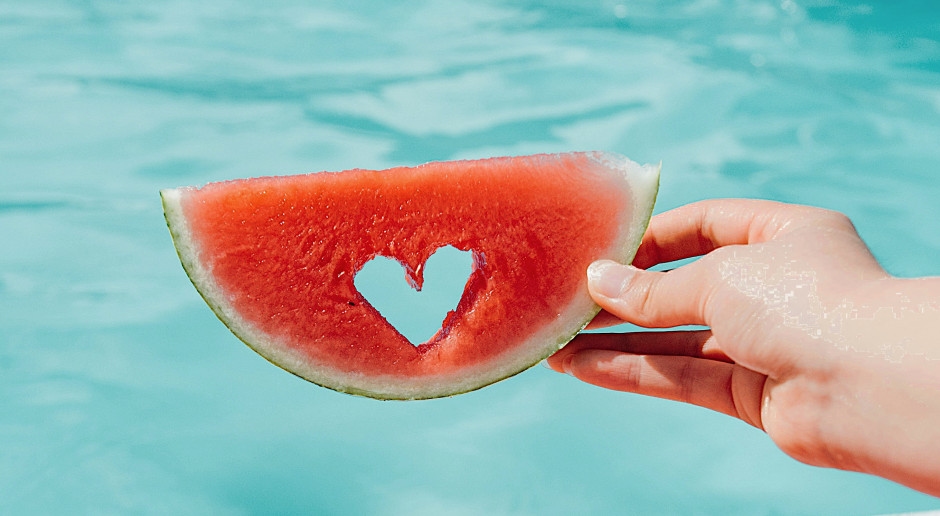 Esta receita de melancia é o sucesso do verão de 2025! TikTok e Instagram estão loucos por ela