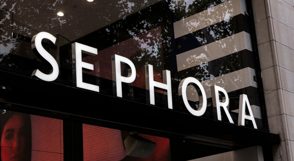 A Sephora brilha enquanto outras empresas desvanecem. Crescimento impressionante dos lucros apesar da crise do grupo.