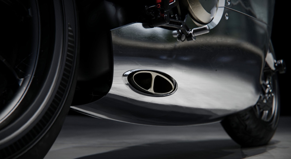 Is that a mirror monster from outer space? No, it's a heavily tuned Ducati 821.
