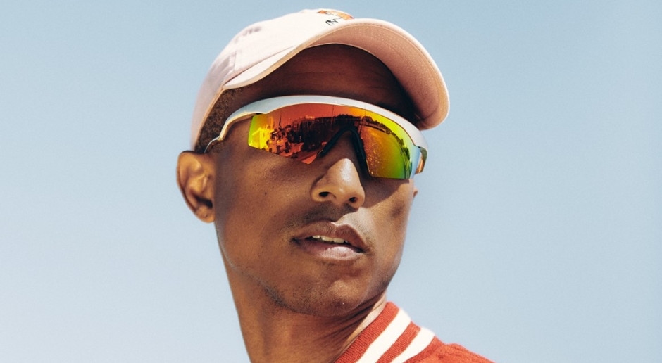 Adidas atualiza tênis de sucesso de 2024. Pharrell Williams é o designer
