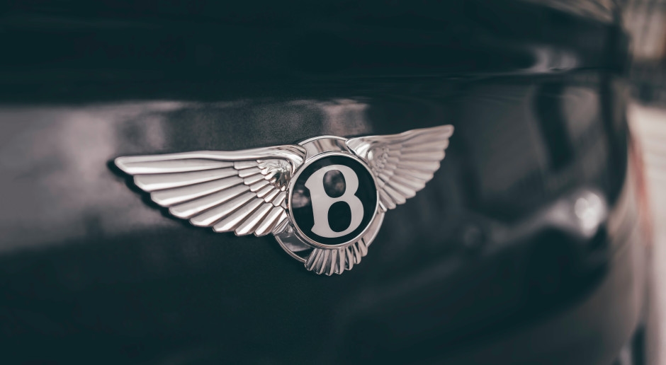 Bentley makes an unusual move. A first in the brand's history.