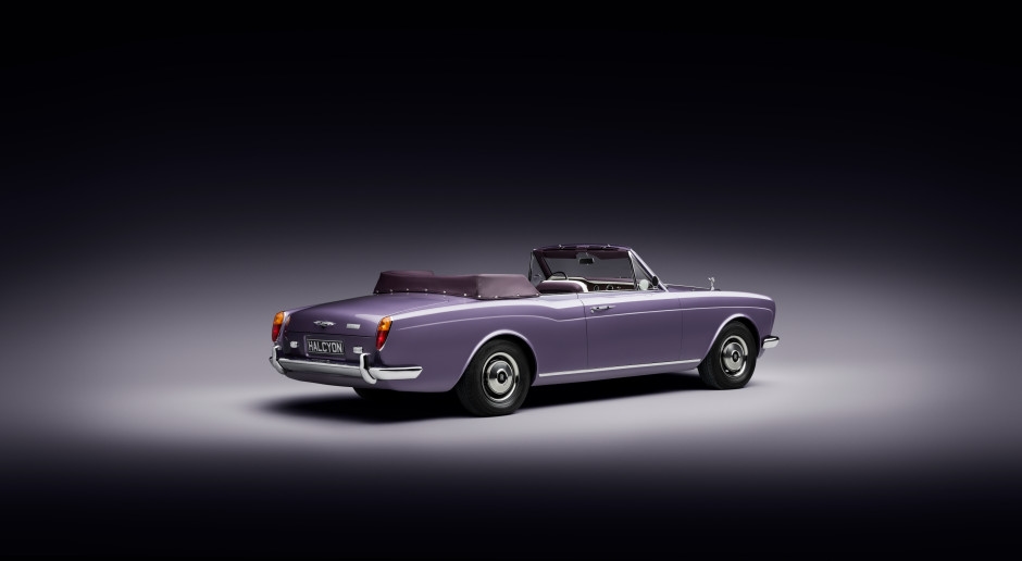 Halcyon heeft de klassieke Rolls-Royce vernieuwd. Een elektrische cabriolet rechtstreeks uit de jaren 70.