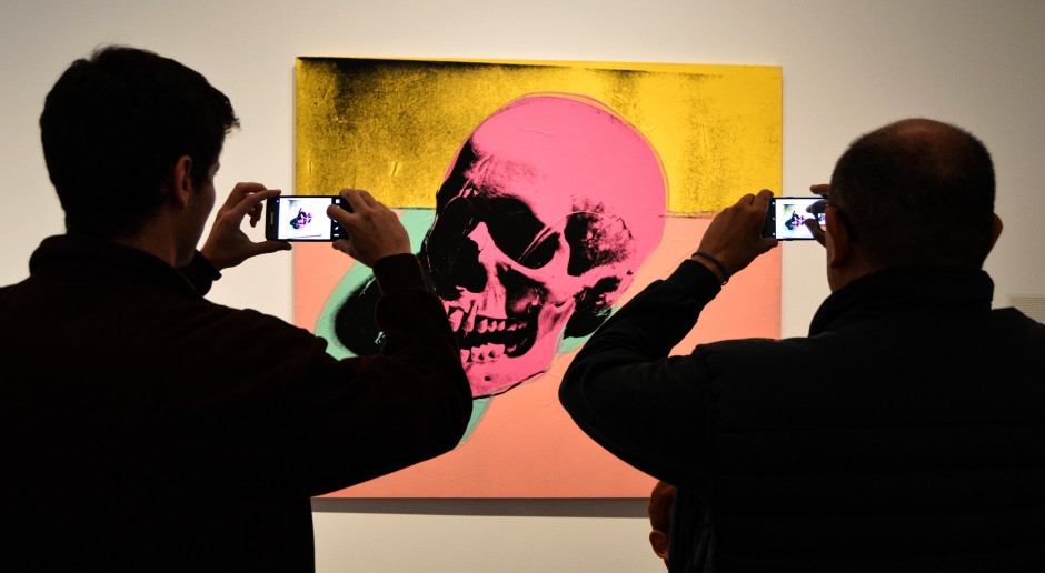 Andy Warhol es más que una simple lata de sopa. Redescúbrelo en Poznań.