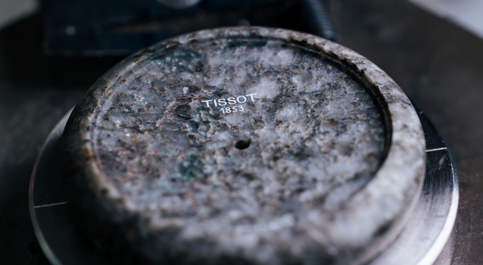 Tissot bearbeitet erneut alpinen Granit. Nach über 40 Jahren kehrt die Uhr mit einer limitierten Auflage zurück.
