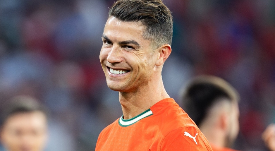 Cristiano Ronaldo ingressou em um clube de elite. Nenhum outro jogador de futebol conseguiu isso.