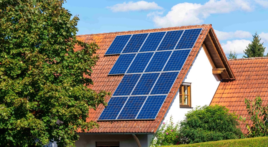 28 000 PLN pour les propriétaires de panneaux photovoltaïques. La date limite est le 29 août.
