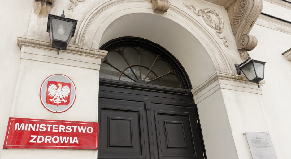 Election of a new director of CMKP. On May 8, a ministerial team meets