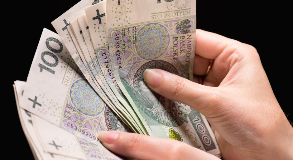 ZUS has been issuing decisions for 8 days. New benefit payments in July