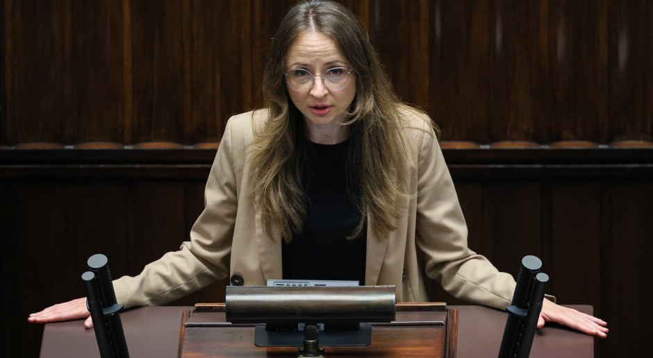 150 PLN for each pensioner after August 6. Dziemianowicz-Bąk replied to Nawrocki