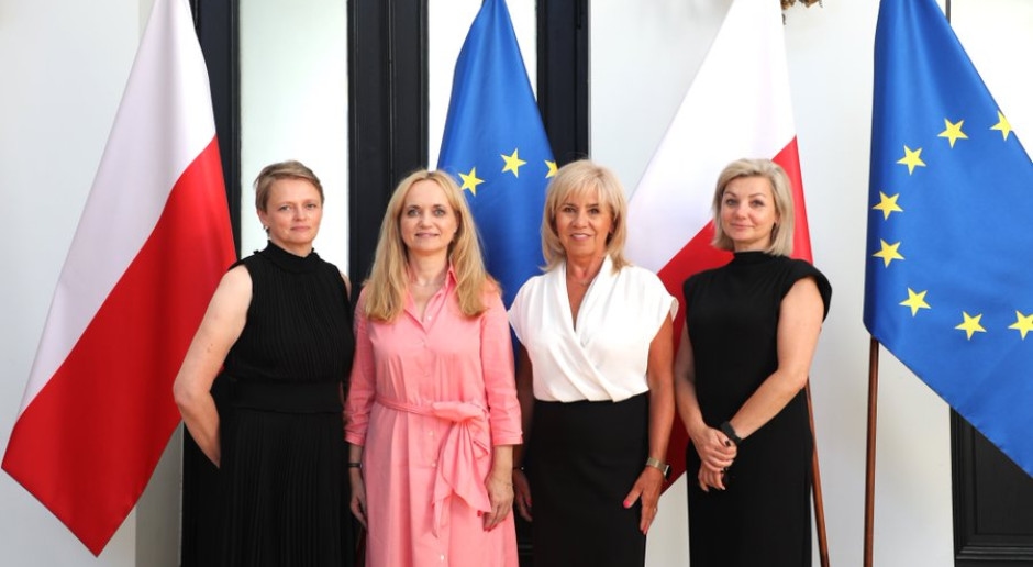 Urlop na poratowanie zdrowia, siatka płac. Pielęgniarki spotkały się z ministrą zdrowia
