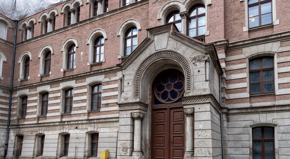 Um apagão na Universidade Médica de Lodz. A universidade se despede de mais um especialista excepcional.