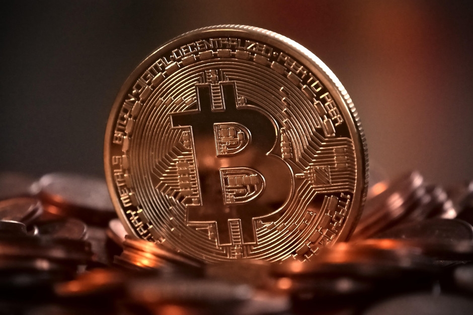 Криптовалютная биржа позволит клиентам из стран, не являющихся гражданами США, торговать акциями Tesla, Apple, Nvidia и Microsoft