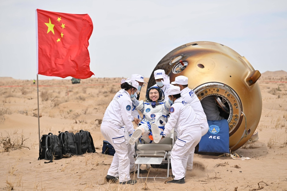 Los chinos le pisan los talones a los EE.UU. La carrera espacial está cobrando impulso.