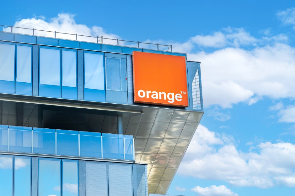Orange annonce une croissance de ses bénéfices au premier semestre. L'opérateur affiche des objectifs ambitieux.