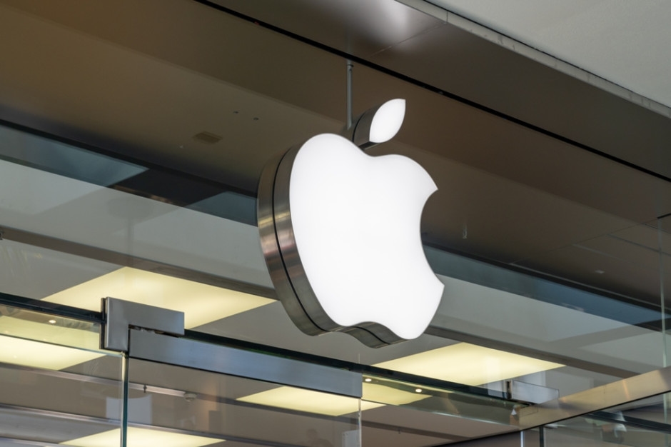 Koncern Apple poddany geopolitycznej presji. Zwiększy inwestycje w USA o 100 mld dolarów