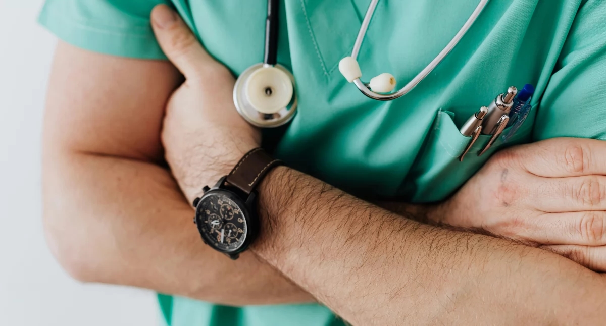 NRL lehnt vereinfachte Verfahren für ukrainische Ärzte entschieden ab: „Dies gefährdet die Patientensicherheit.“ Wie geht es weiter mit dem Zugang zum Beruf?