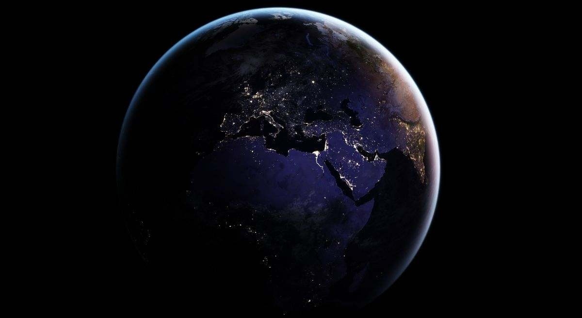 La rotation de la Terre s'accélère et aujourd'hui un événement historique qui affecterait nos jours pourrait se produire.