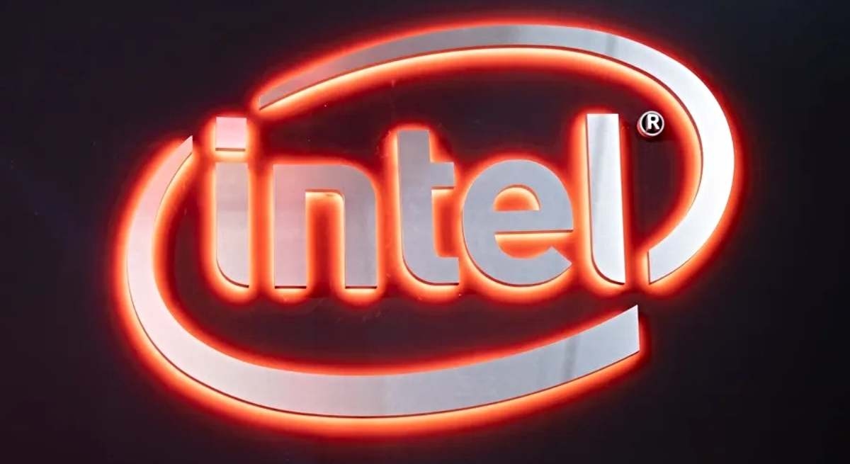 Intel bu yıl çalışanlarının yüzde 15'ini işten çıkaracak ve Avrupa'ya milyonlarca dolar yatırım yapmayı reddediyor.