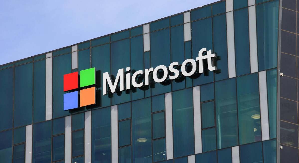 Microsoft plant een centrum in Valencia, 15 jaar na de bluf bij het gezondheidscentrum in Torrevieja.