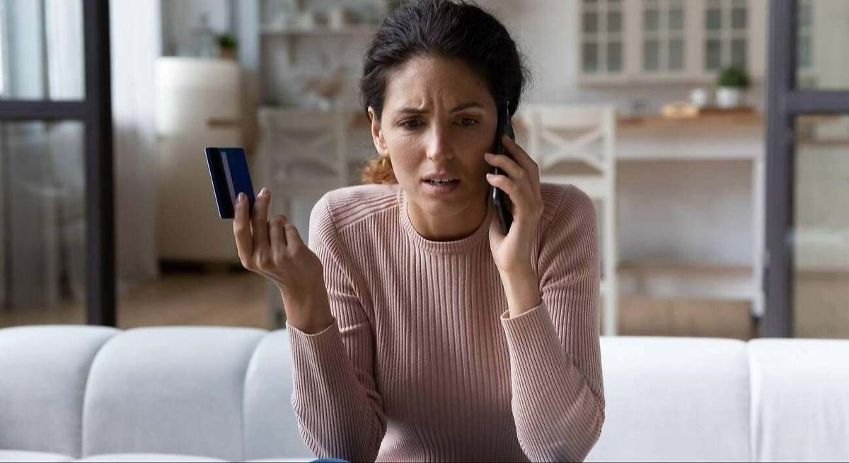 Het Europees Consumentencentrum in Spanje waarschuwt voor identiteitsfraude op haar netwerk: "Slachtoffers worden misleid en geloven dat ze hun geld terugkrijgen."