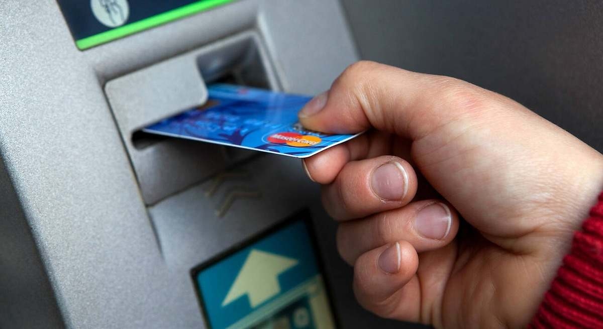 Fordern Sie nach dem Abheben von Geld niemals einen Kassenbon an einem Geldautomaten an: Das ist der wichtigste Grund