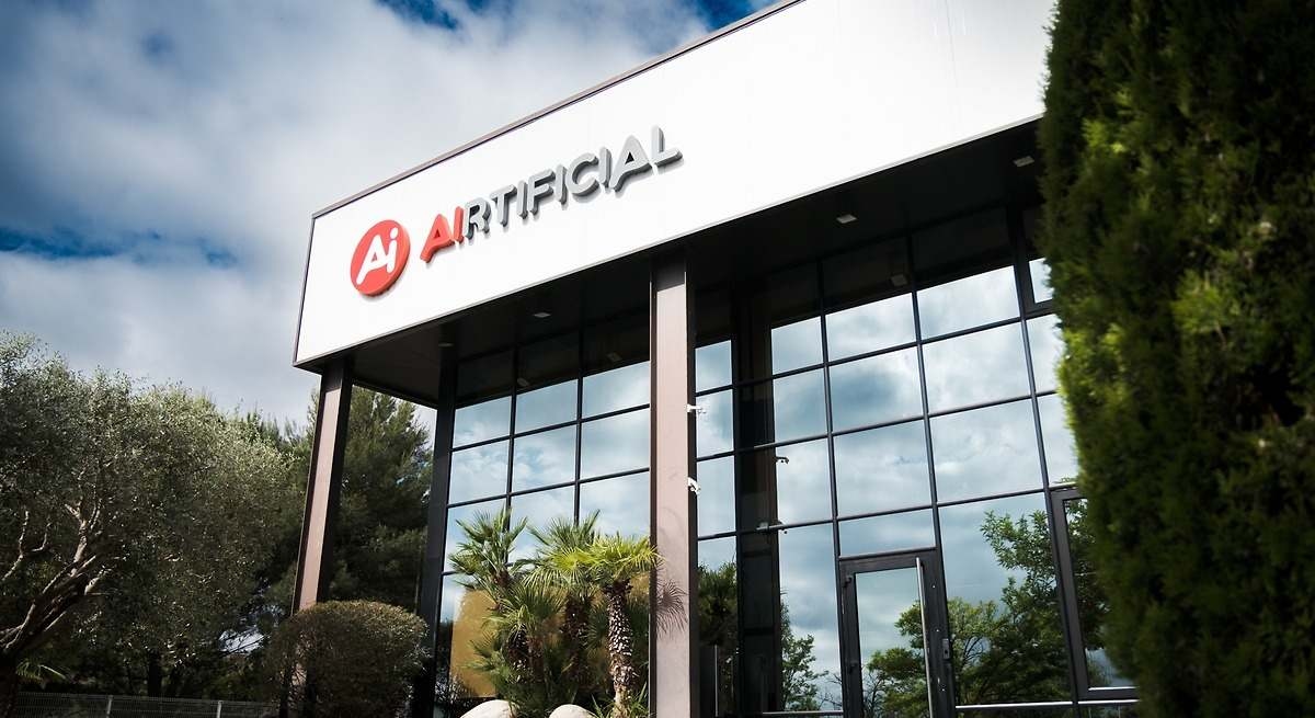 Airtificial, 1,8 milyon dolarlık yeni bir sözleşme ve Çin'deki merkezini taşıyarak Asya'daki genişlemesini güçlendiriyor.