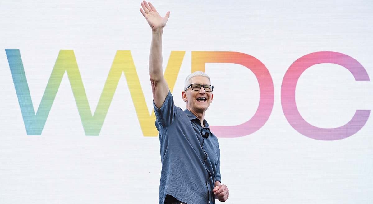 A Apple quer correr antes de andar: ela planeja substituir sua própria IA pela OpenAI e pela Anthropic para fortalecer a Siri.