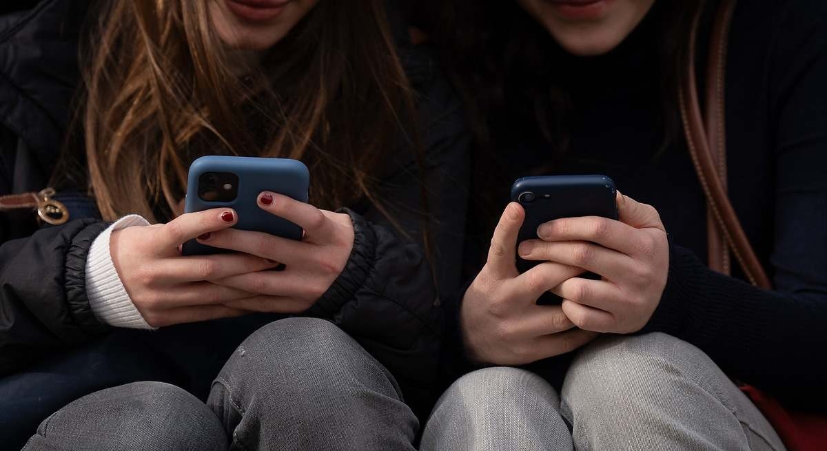 Il Portogallo lo vieterà nelle scuole dopo aver confermato il suo impatto positivo sulla convivenza scolastica.