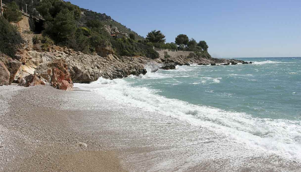 Balzi Rossi Beach in Ventimiglia, a Jurassic corner between the Ligurian Riviera and the French Riviera