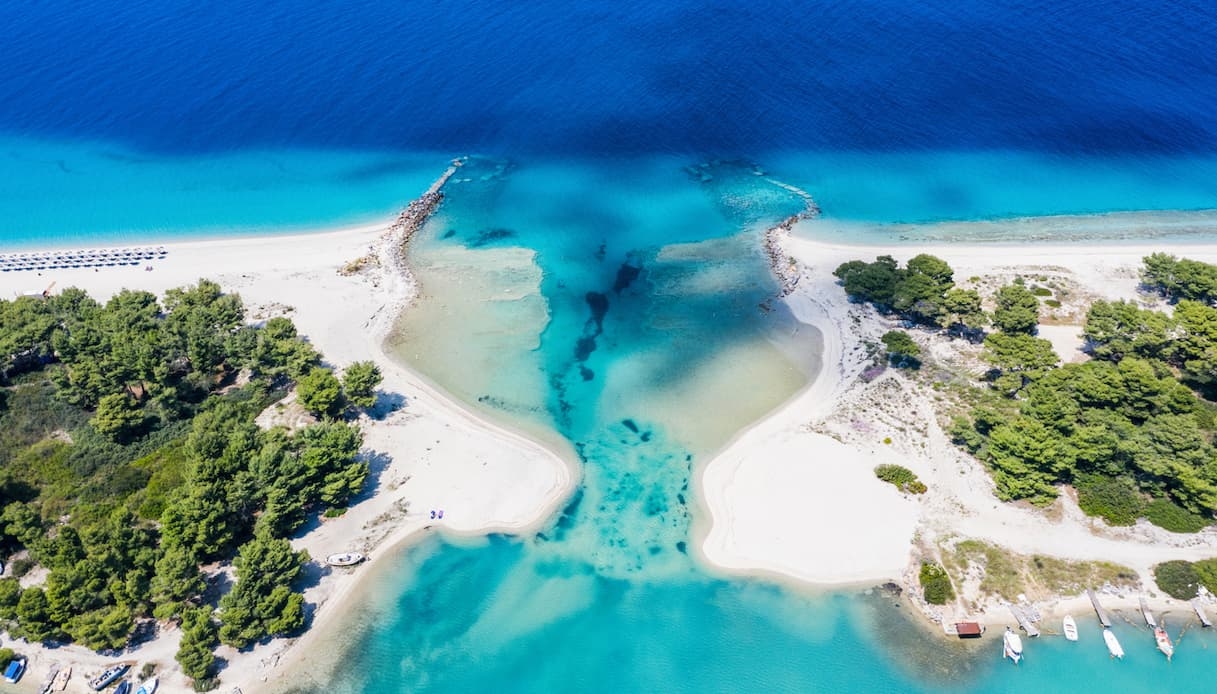 De beste stranden om te bezoeken op het schiereiland Kassandra in Griekenland
