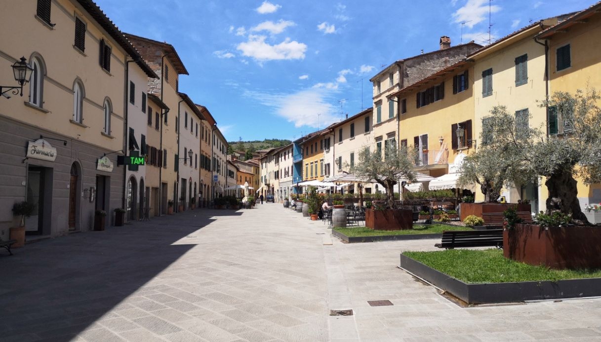 Gaiole in Chianti, między winem, historią i staromodną jazdą na rowerze