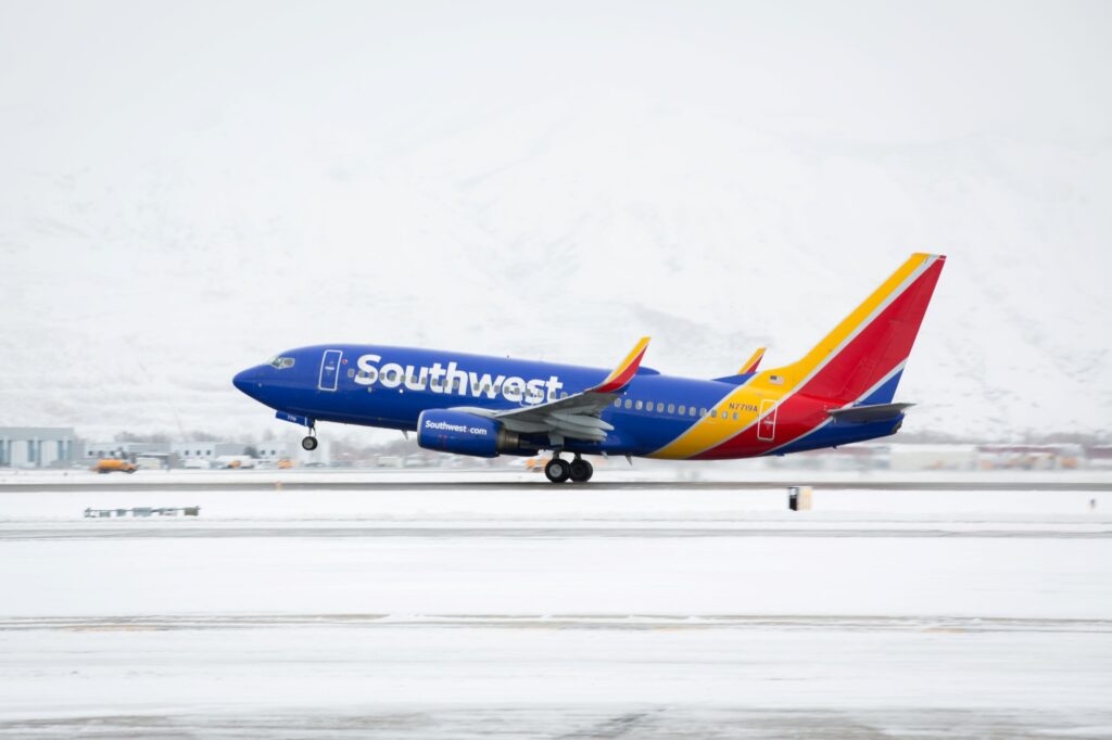 Southwest’s Overhaul: New Bag Fees, Seating Changes – What's at Stake