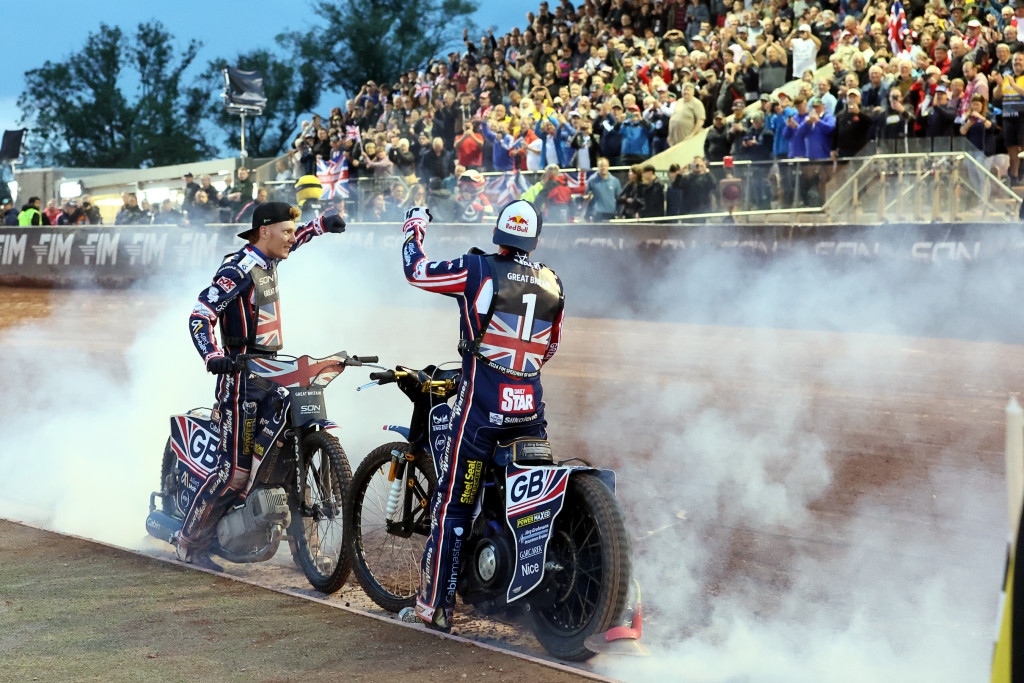 Lambert and Bewley go for Great British glory at Manchester SGP double header