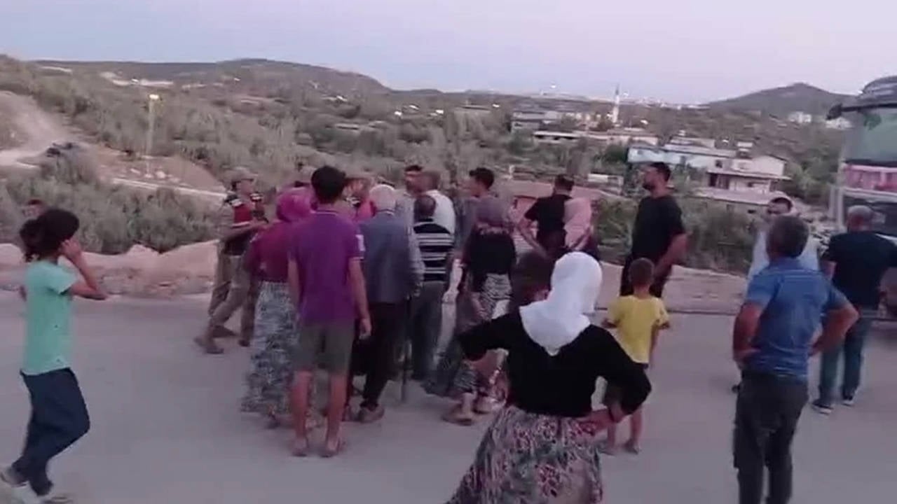 Peasants who protect their land are released
