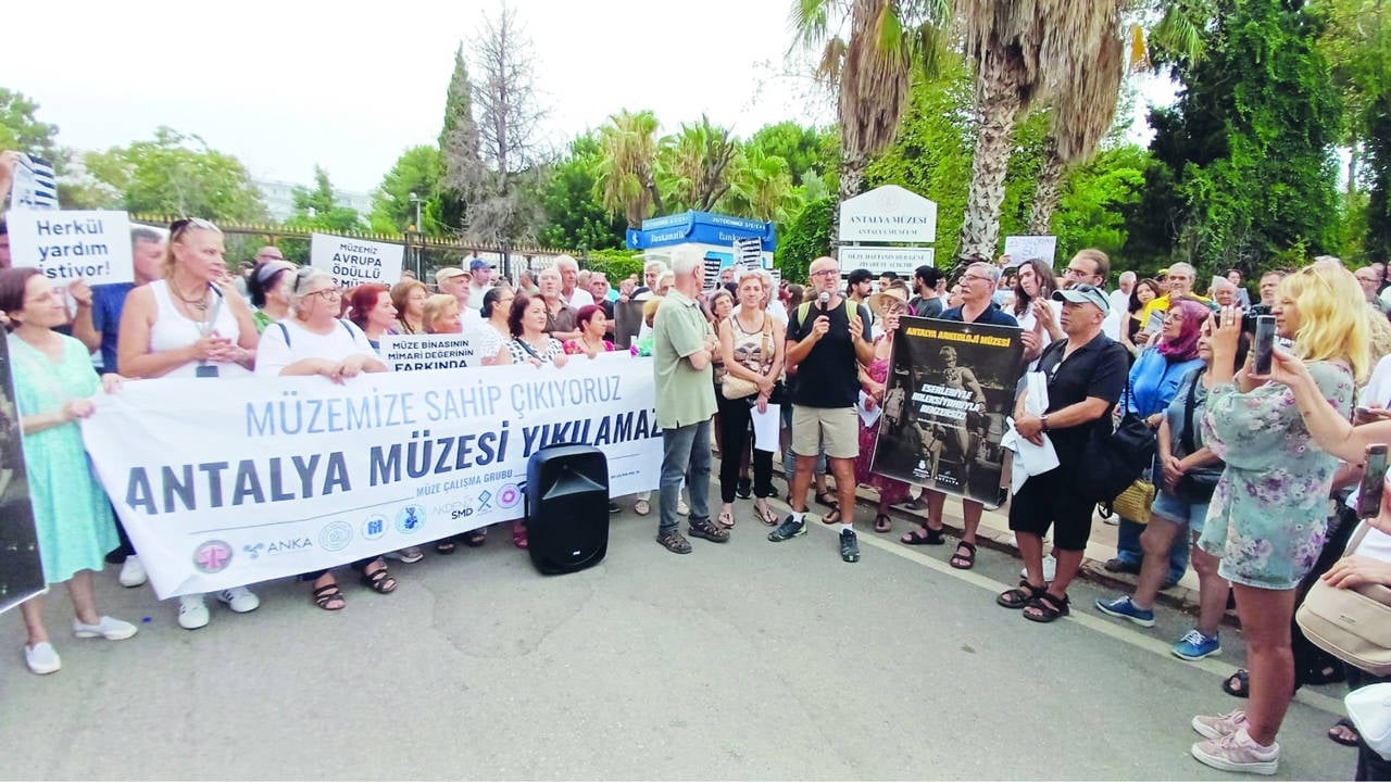 Antalyas Gedächtnis fest im Griff