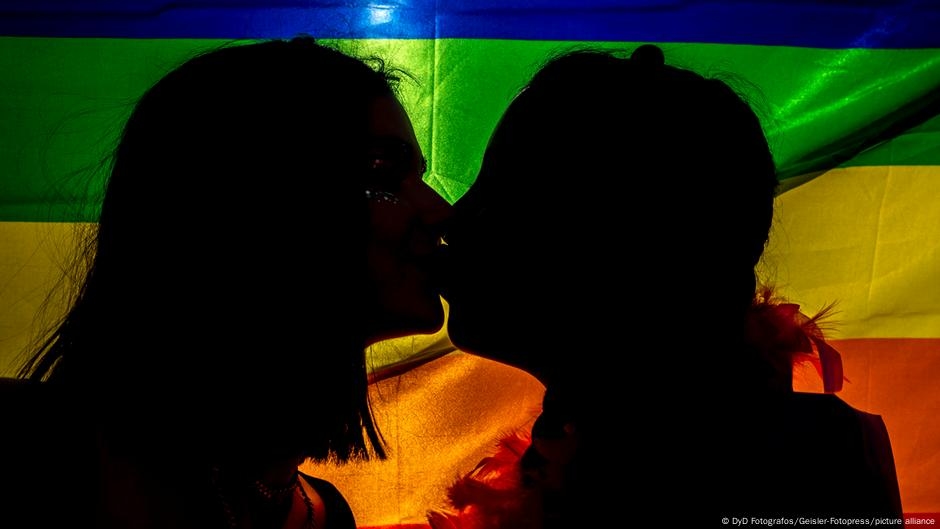 ¿Cómo se desarrolla la orientación sexual?
