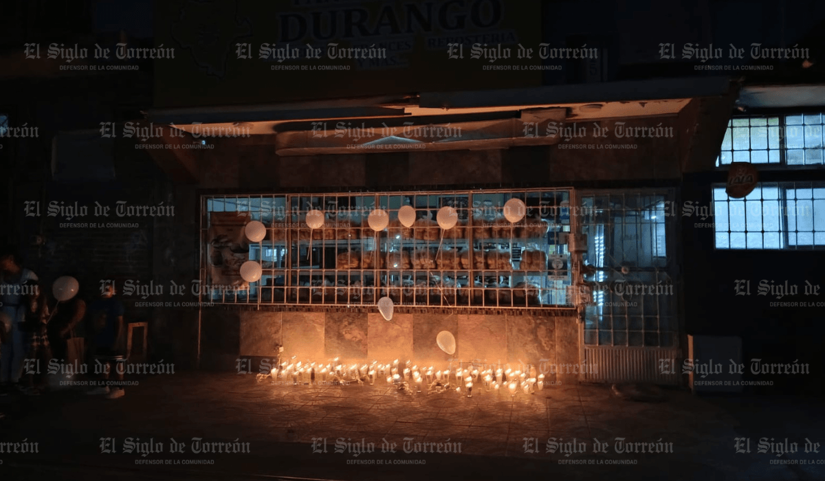 Familiares y vecinos realizan emotiva vigilia en honor a “Chachito” en Gómez Palacio