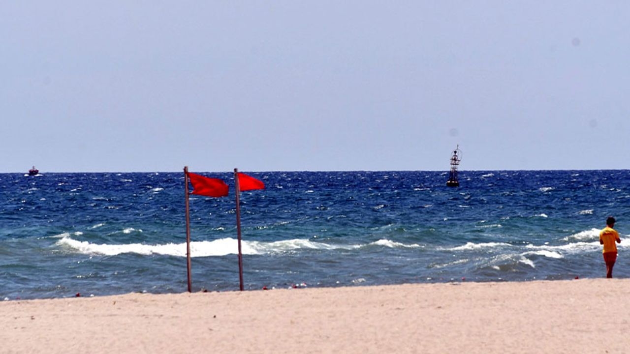 En cuatro distritos de Tekirdağ está prohibido entrar al mar