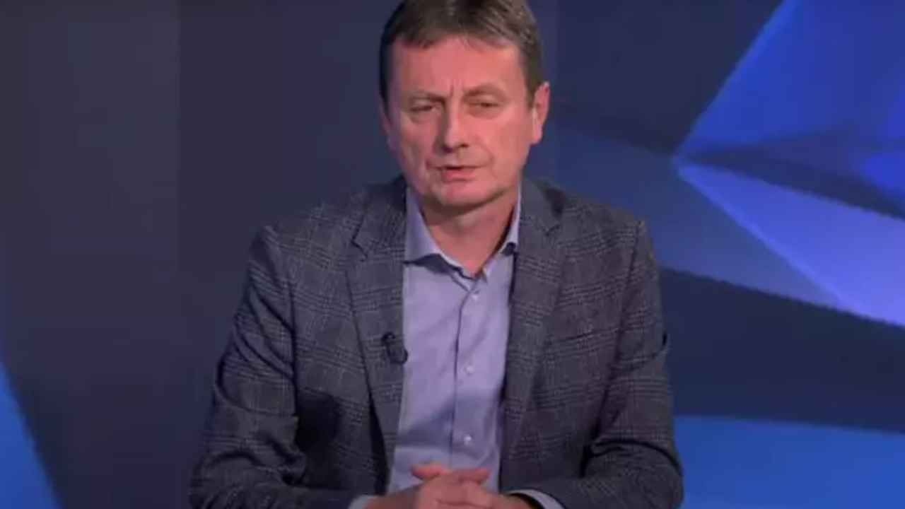 Serbischer Minister erlitt im Live-Fernsehen eine Gehirnblutung! Sein Zustand ist ernst