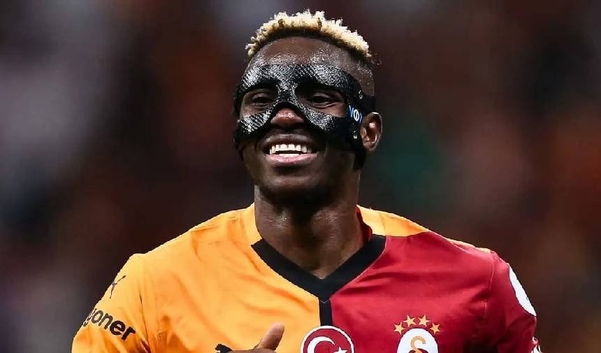 Osimhen transferi çıkmaza girdi! İtalyanlar gün verdi...