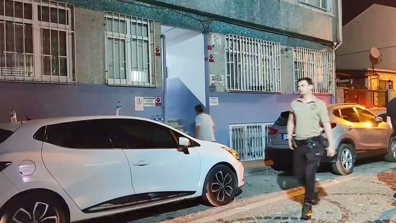 Horror im Polizeihaus! Kopflose Männerleiche gefunden
