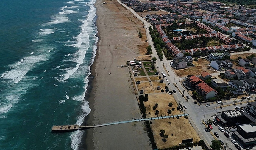 In Akçakoca ist das Schwimmen im Meer verboten